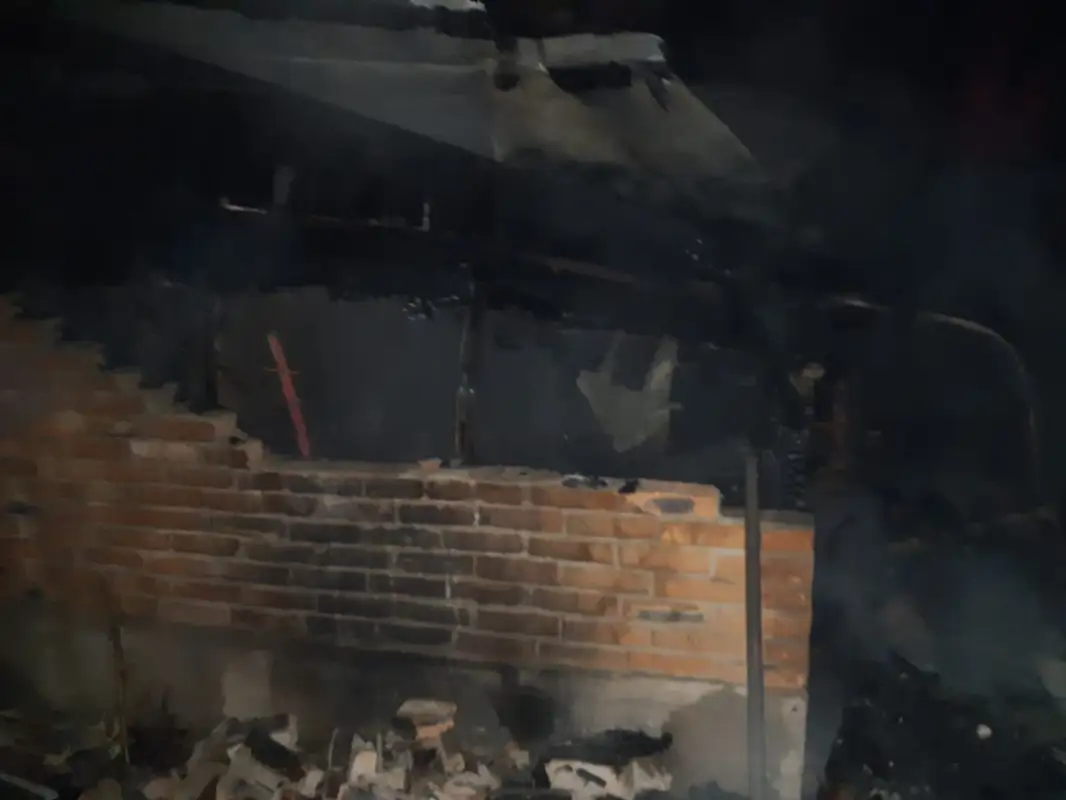 В Уральске на даче сгорели двое взрослых и ребенок