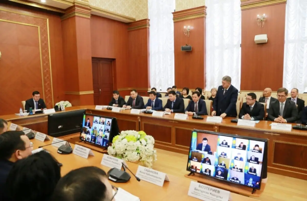 У акима Карагандинской области новый заместитель и советнки