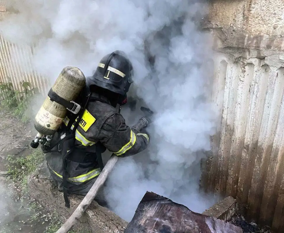 В Уральске на пожаре эвакуировали 9 жильцов