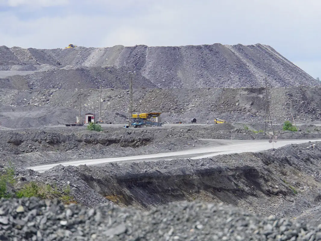 «Тау-Кен Самрук» опровергает наличие сделки по двум месторождениям