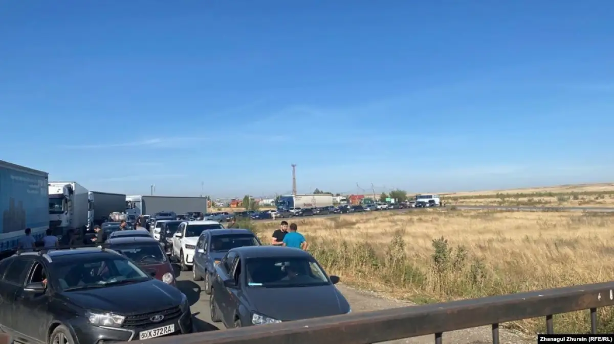 Поток мигрантов из России в Казахстан увеличился вдвое – МВД