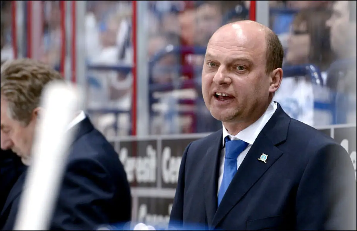 Бывший главный тренер Барыса вернется на тренерскую скамейку - источник