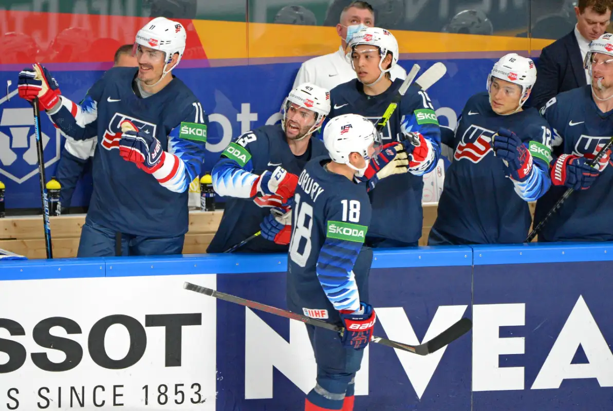 Сборная США обошла Казахстан в таблице ЧМ по хоккею 