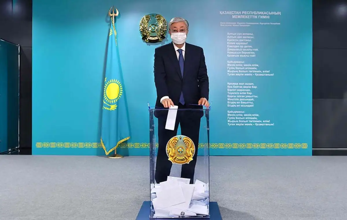 Президент Казахстана проголосовал за кандидатов в депутаты Мажилиса от АНК