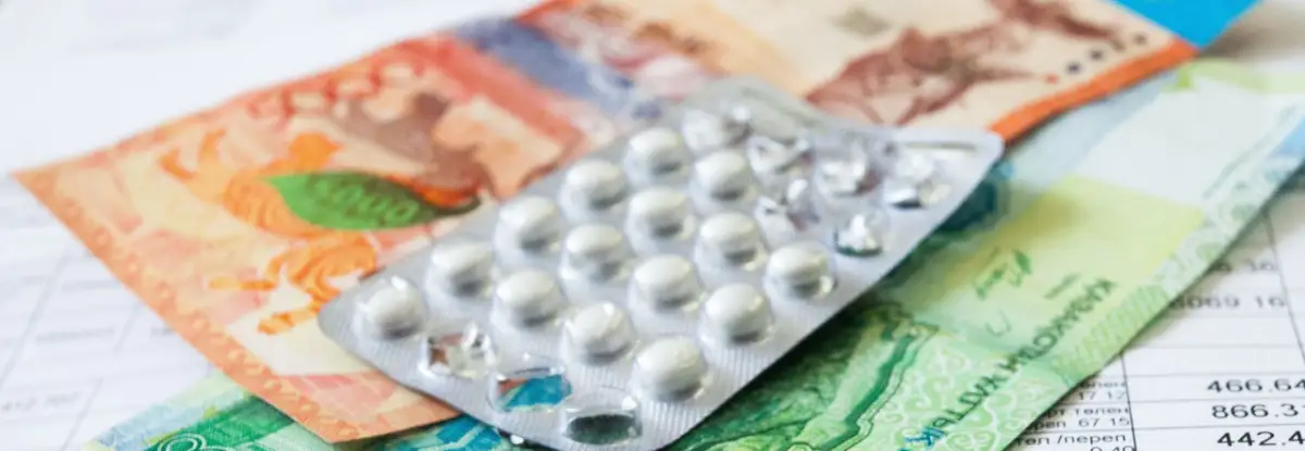 Мажилисмен Жамалов предложил наказания за непринятые правила использования пенсионных денег для лечения