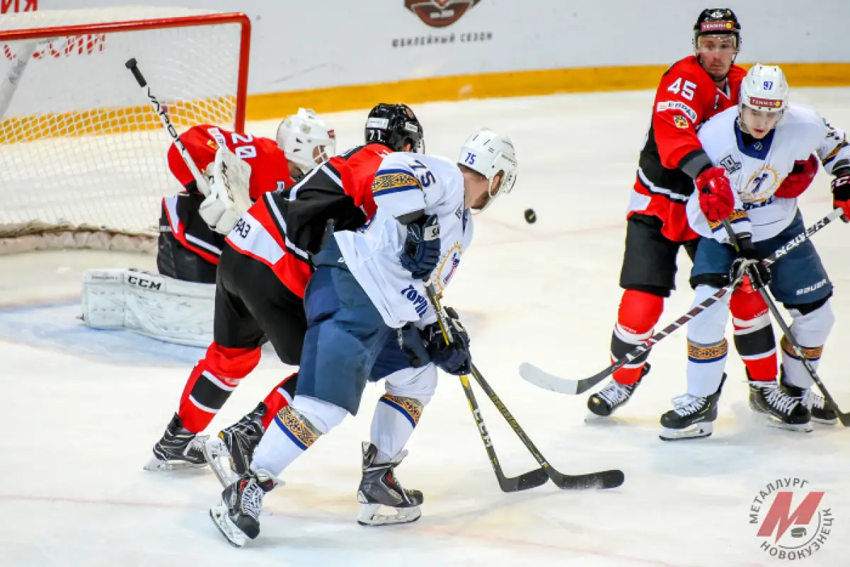 "Торпедо" взяло реванш у "Металлурга", Рымарев не забивал