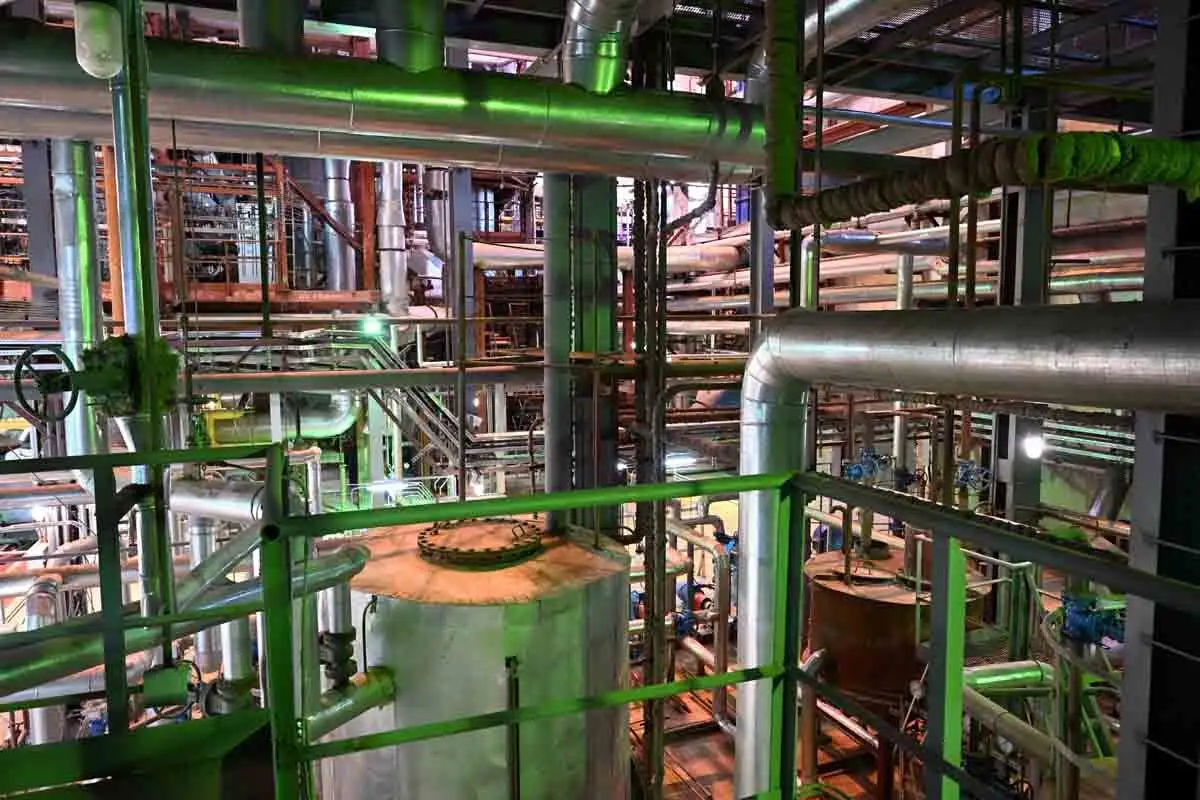 Президенту Казахстана показали строительство ТЭЦ-3 в Астане