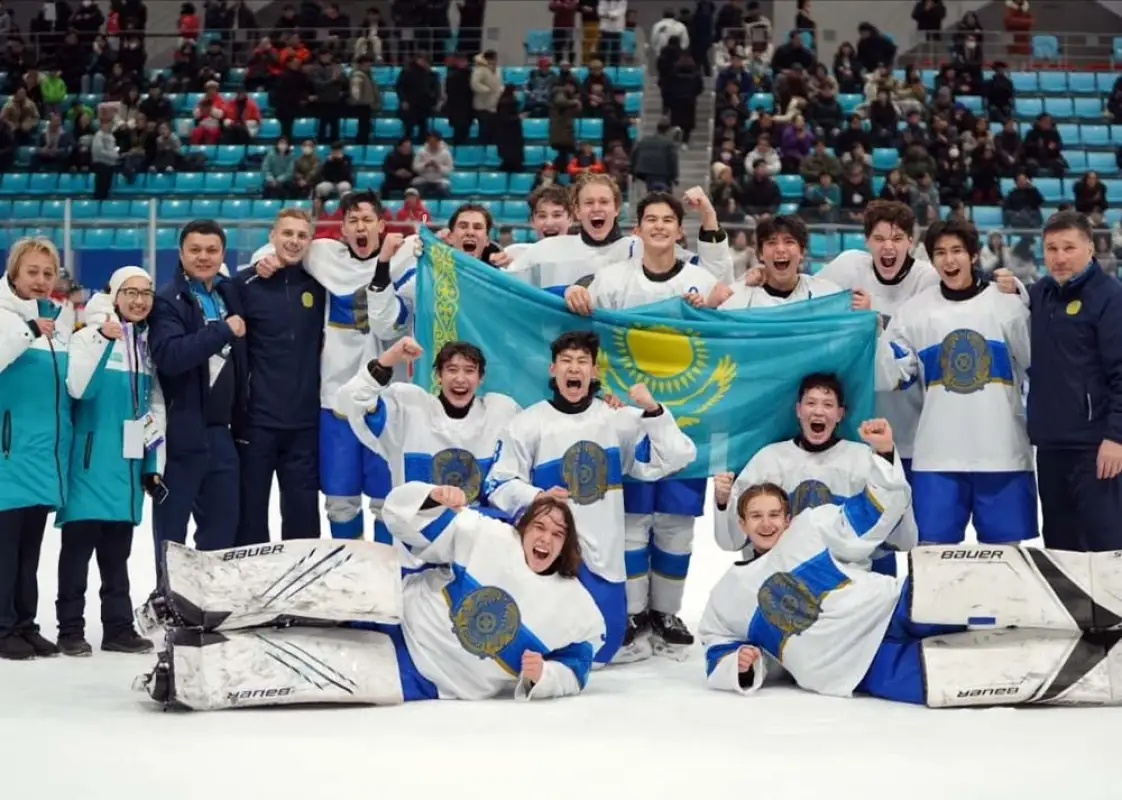 Хоккеисты завоевали медаль на юношеской Олимпиаде в Канвоне