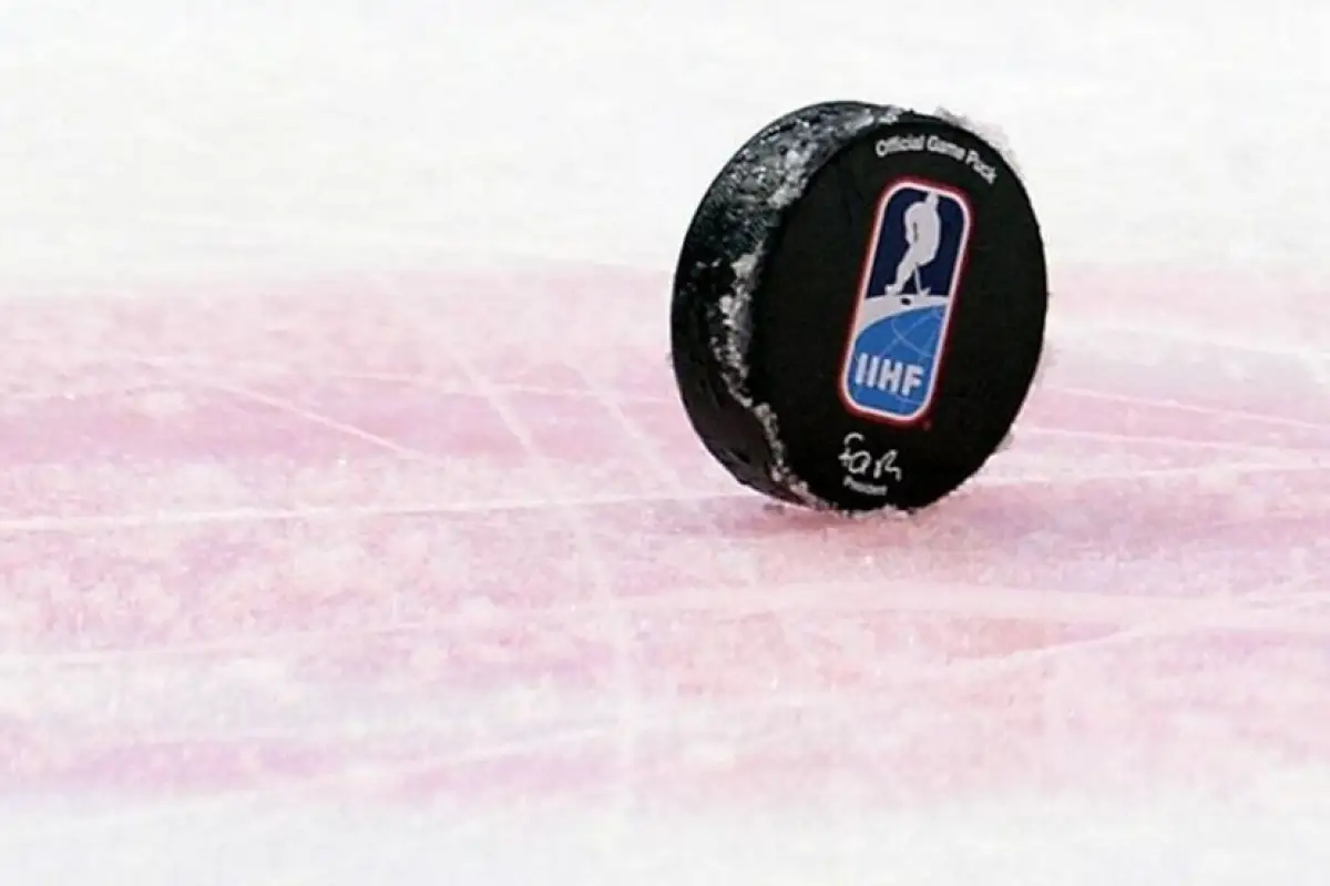 Германия разгромила Италию, Россия с трудом обыграла Чехию