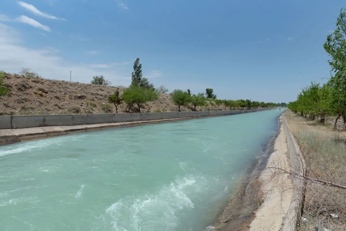 Около 200 млн кубометров воды сбросили из водохранилищ в Алматинской области