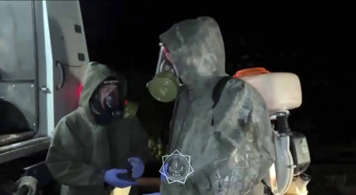 В Сарыобе разлилась кислота из цистерны: какие принимаются меры