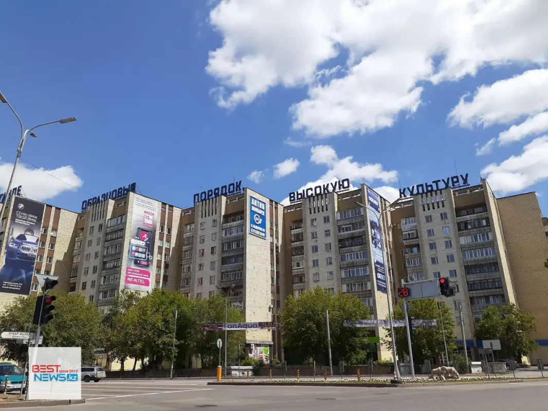 Две области Казахстана перешли в «красную» зону по темпам ковида