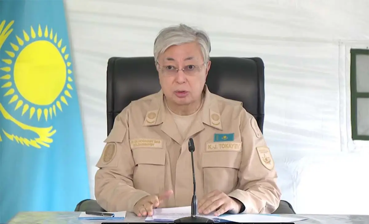 Токаев провел заседание оперштаба и поручил установить причину пожаров в Костанайской области