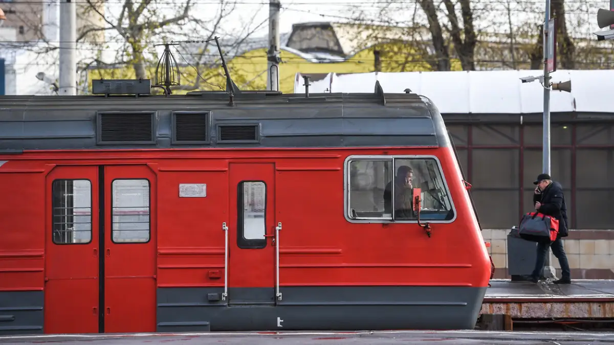 Сагинтаев пообещал держать цены на проезд и пустить электричку в Капшагай