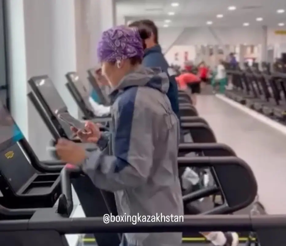 Как боксерши сборной Казахстана адаптируются в Париже