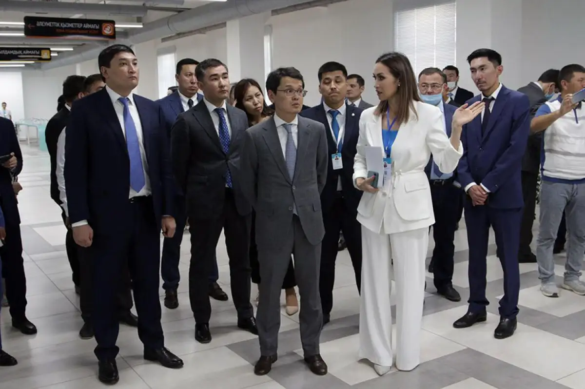 Багдат Мусин встретится с новым руководителем Роскосмоса