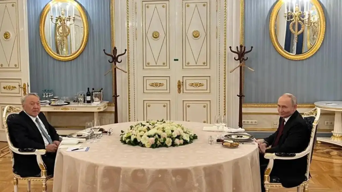 "Меня не интересует содержание таких бесед" - Токаев о встрече Назарбаева и Путина