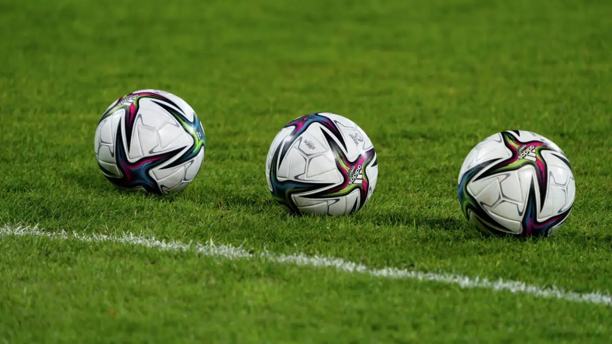 Сборные США и Англии вышли в плей-офф чемпионата мира по футболу