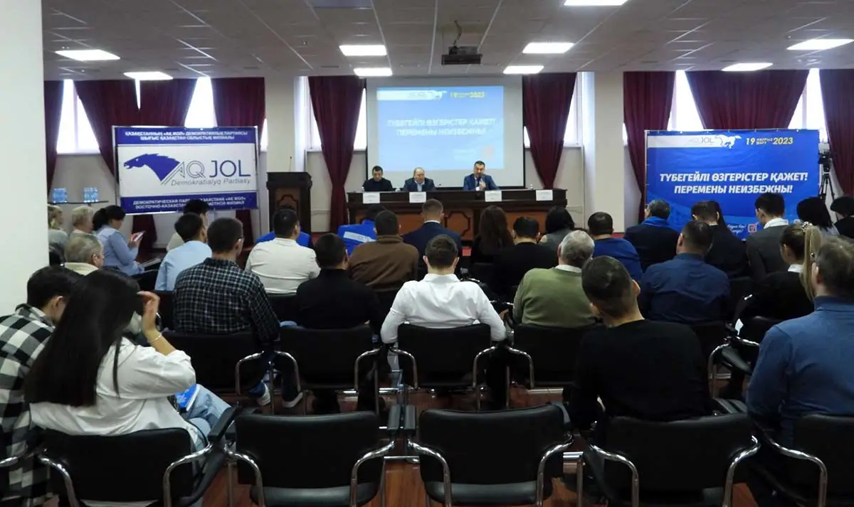Члены предвыборного штаба партии «Ак жол» проводят встречи в Восточно-Казахстанской области
