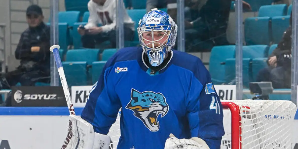 Шил доверили ворота в матче с "Нефтехимиком"