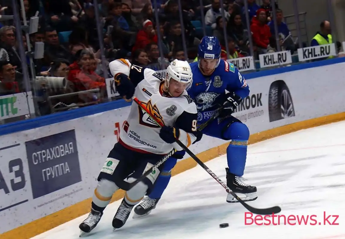 "Металлург" и "Барыс" обменялись шайбами во втором периоде