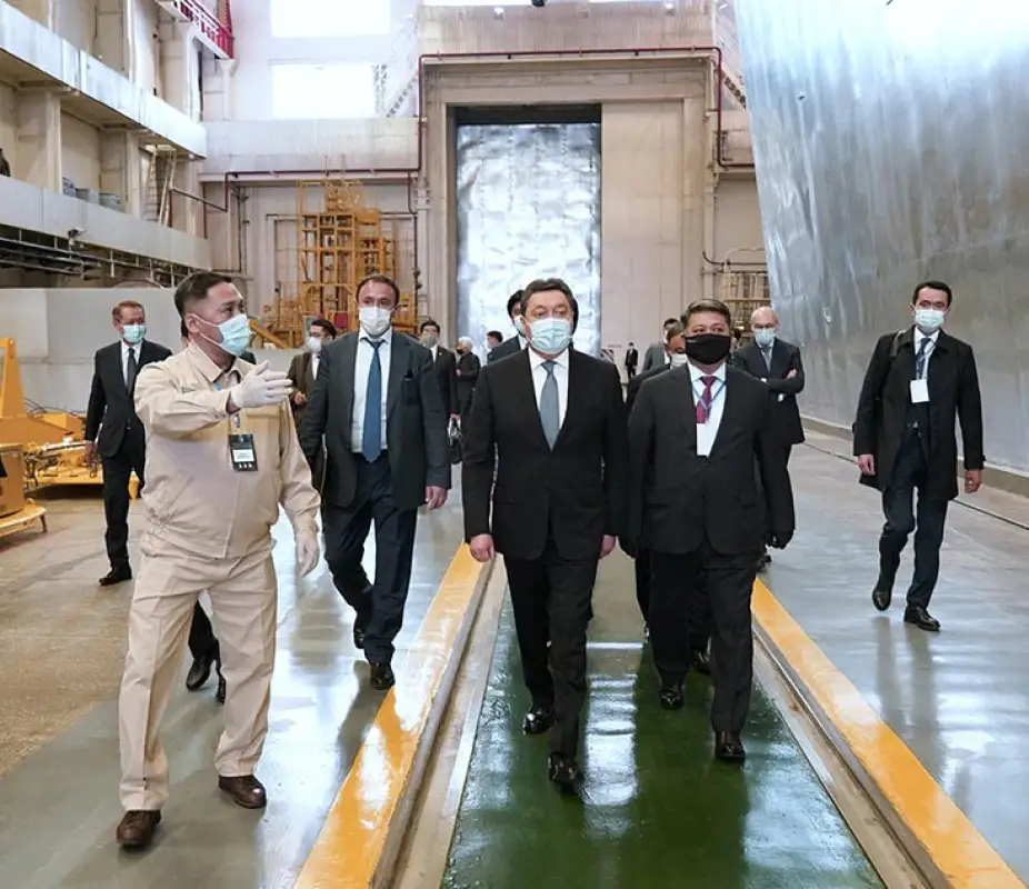 Мамин и Рогозин обсудили сотрудничество в сфере космоса