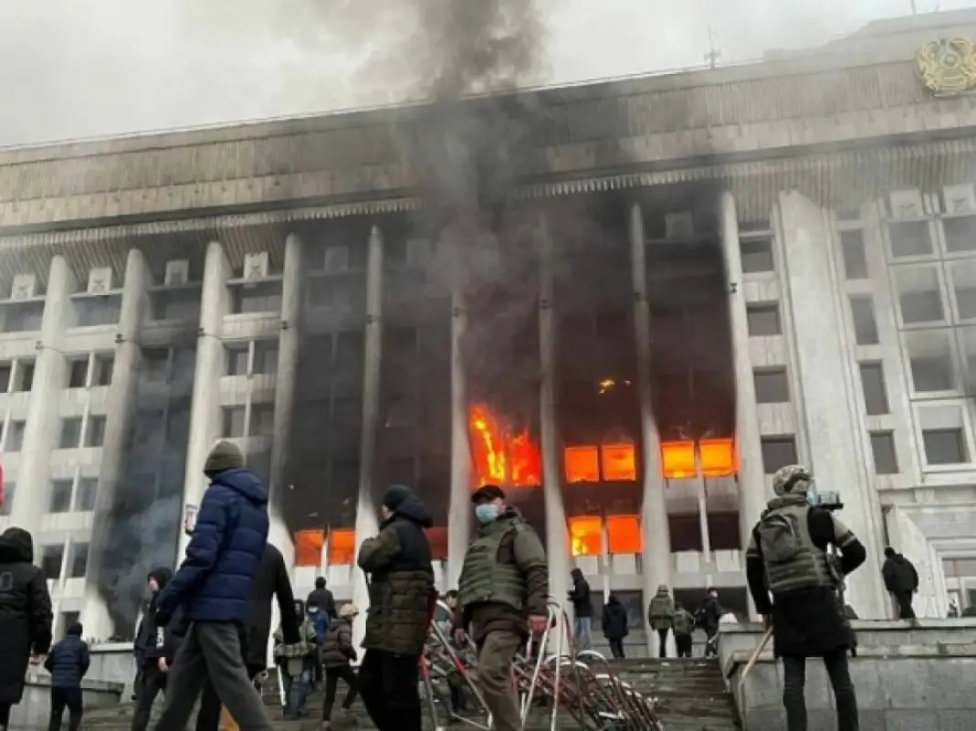 Прокуроры направили в суды материалы для амнистии 878 участников январских событий в Казахстане