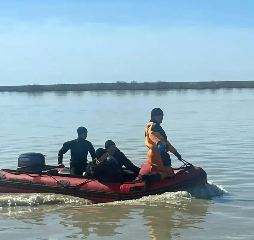 В 7 областях Казахстана паводки отрезали от внешнего мира 53 населенных пункта