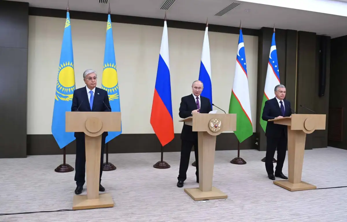 Президент Казахстана принял участие в запуске транзита российского газа через Казахстан