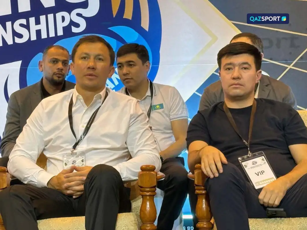 Геннадий Головкин прибыл на ЧА и поздравил женскую сборную Казахстана