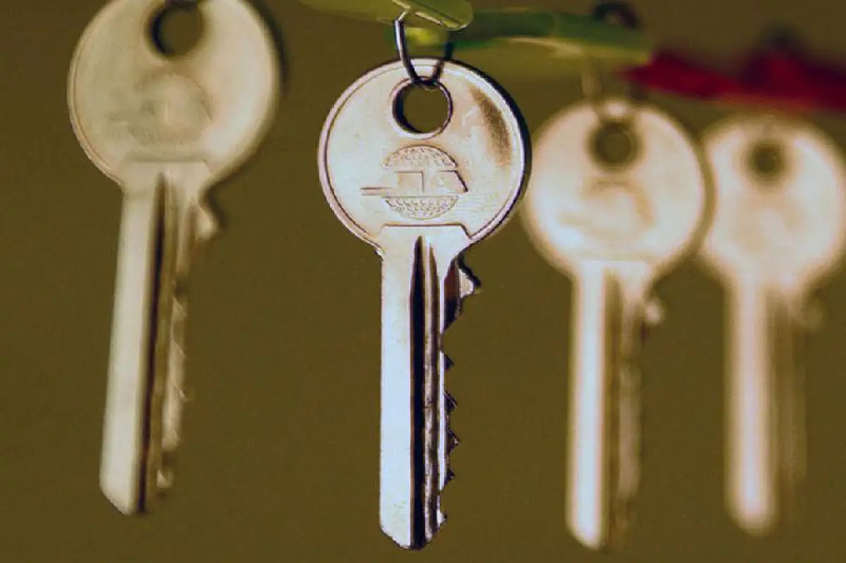 Акиматы больше не будут ставить казахстанцев в очередь за жильем