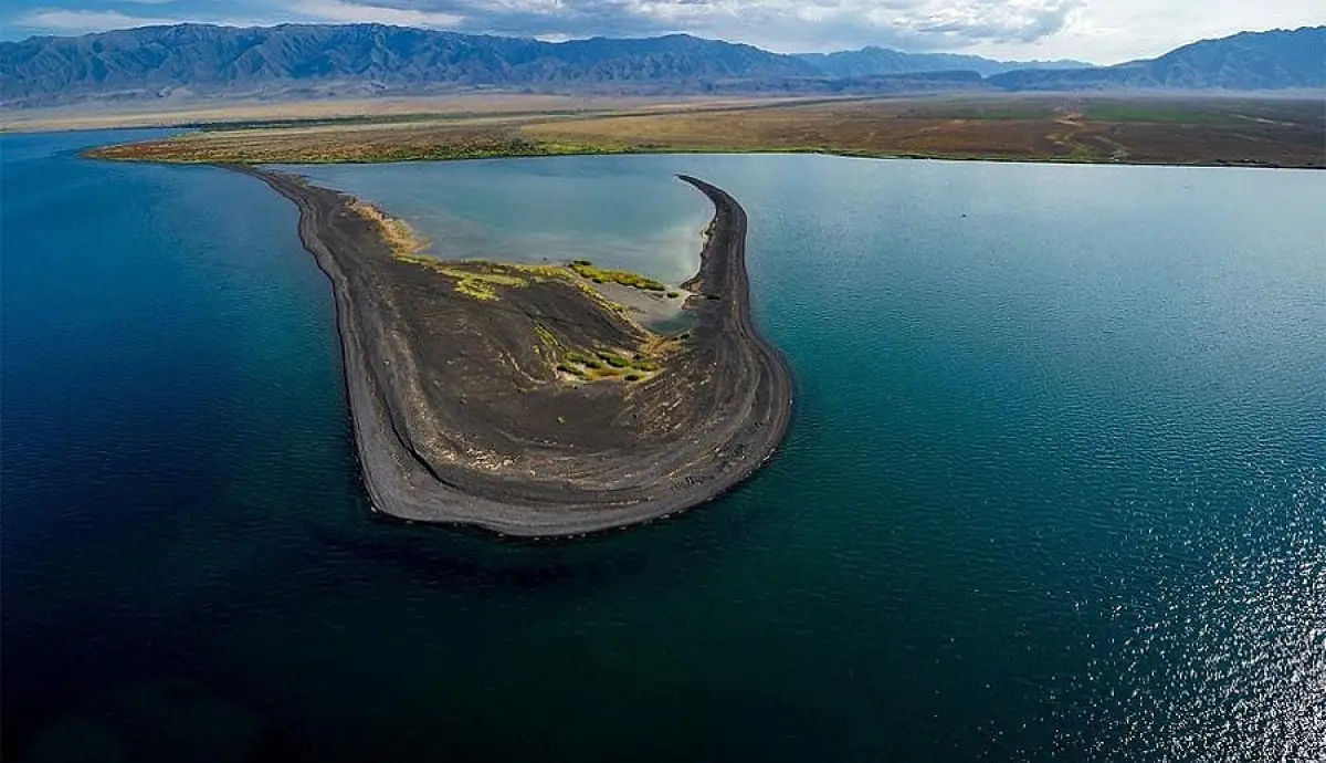 Франция выделит Казахстану 1,35 млн евро на сохранение озера Балхаш