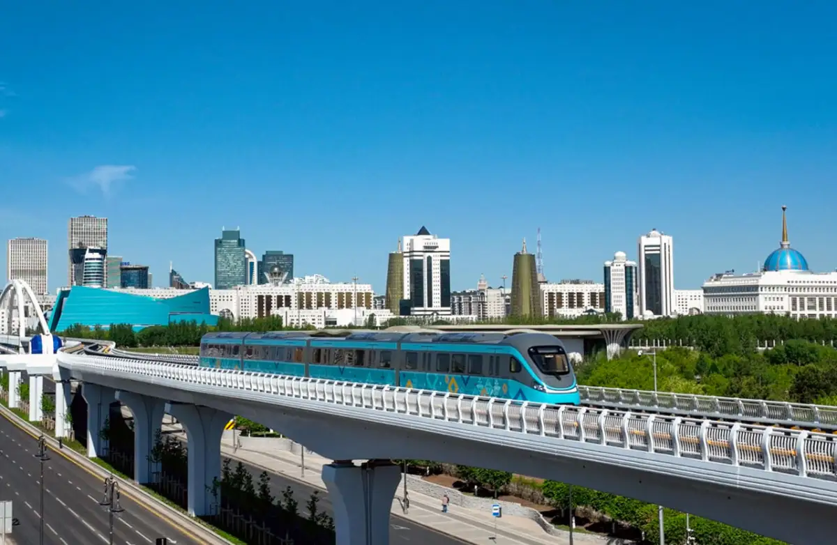 В первый день после запуска LRT принес 200 млн тенге