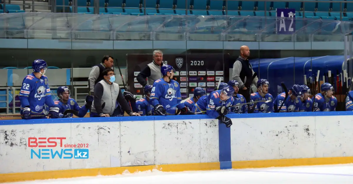 Михайлис ответил, будет ли совмещать работу в «Барысе» и сборной