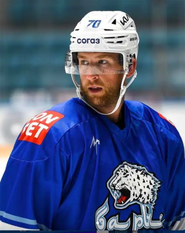 Барыс взял на выезд новичка-защитника