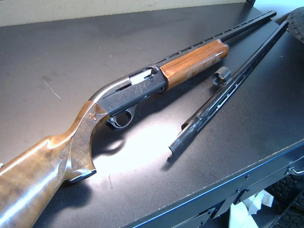 Полицейские Алматы нашли краденое оружие во время январских событий