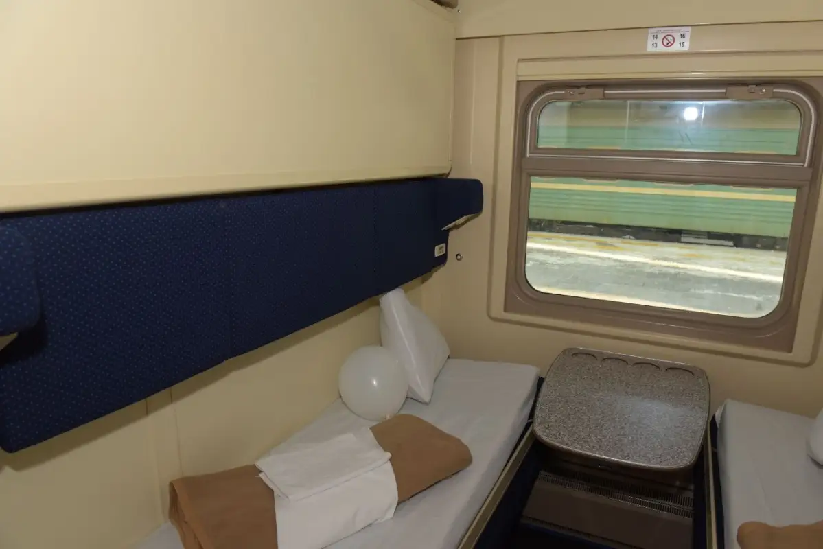 Обнова на 40 лет: в РК запускают новые вагоны с видеокамерами