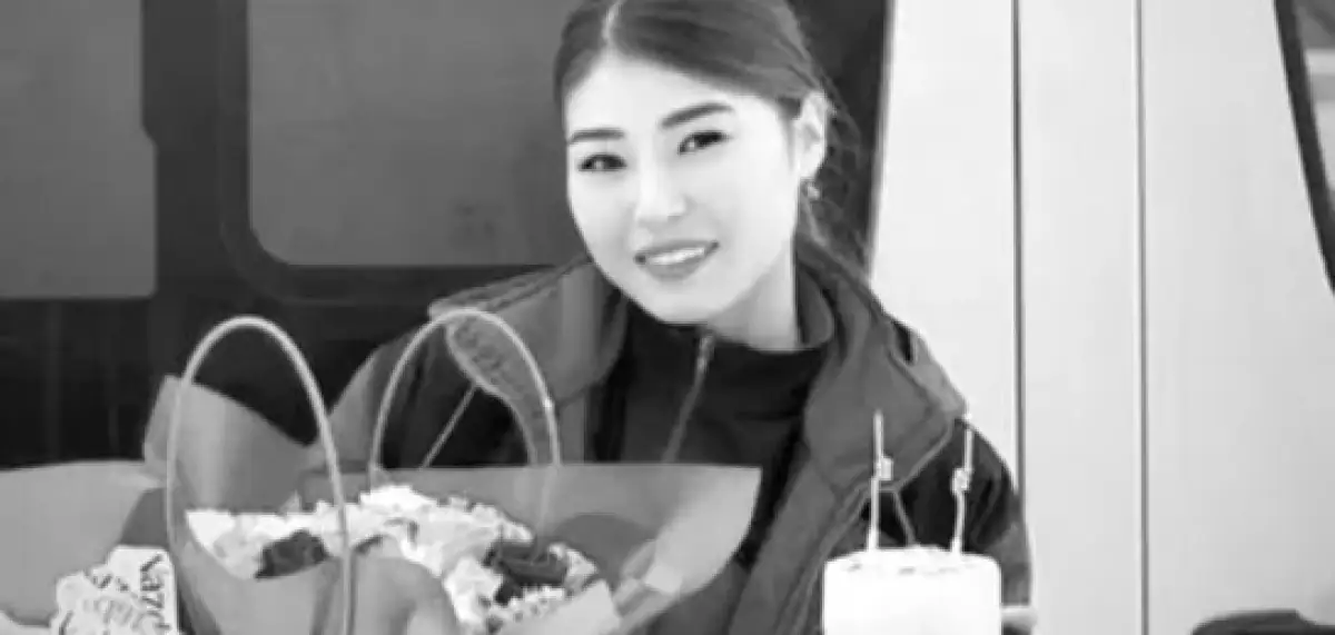 Глава столичного УЗ Астаны подтвердила смерть Улданы после падения кондиционера