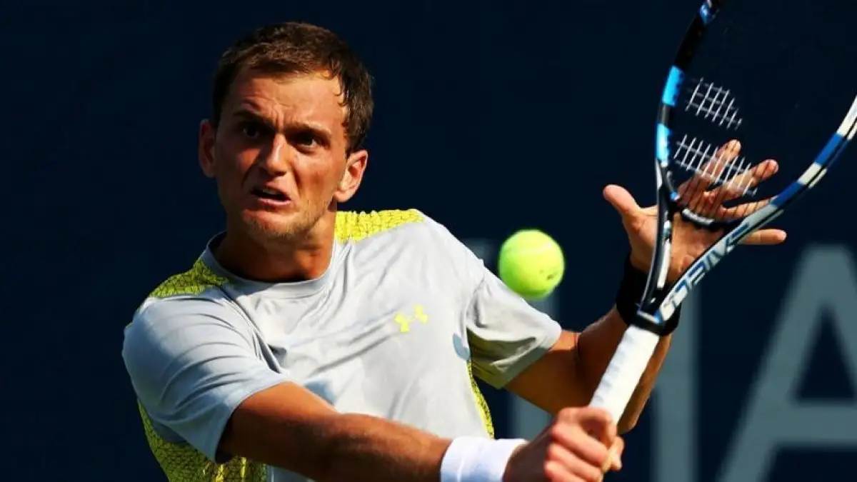 Недовесов и Бублик одержали победы