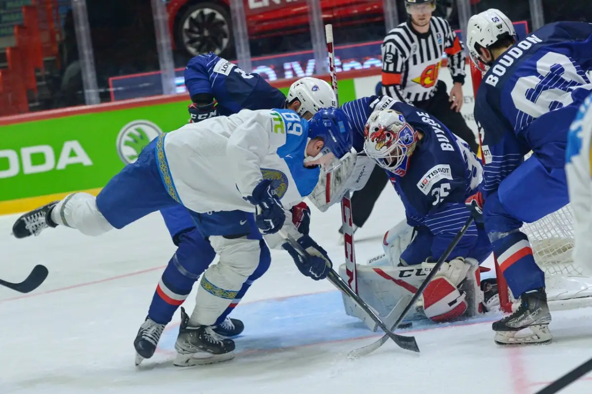 Старались, но проиграли: сборная Казахстана потерпела второе поражение на ЧМ-2022