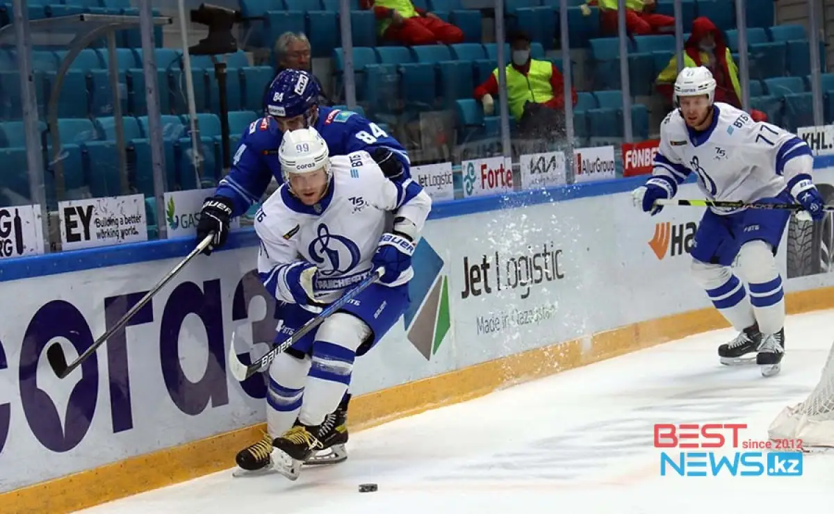 «Барыс» пропустил от «Динамо» три шайбы в первом периоде