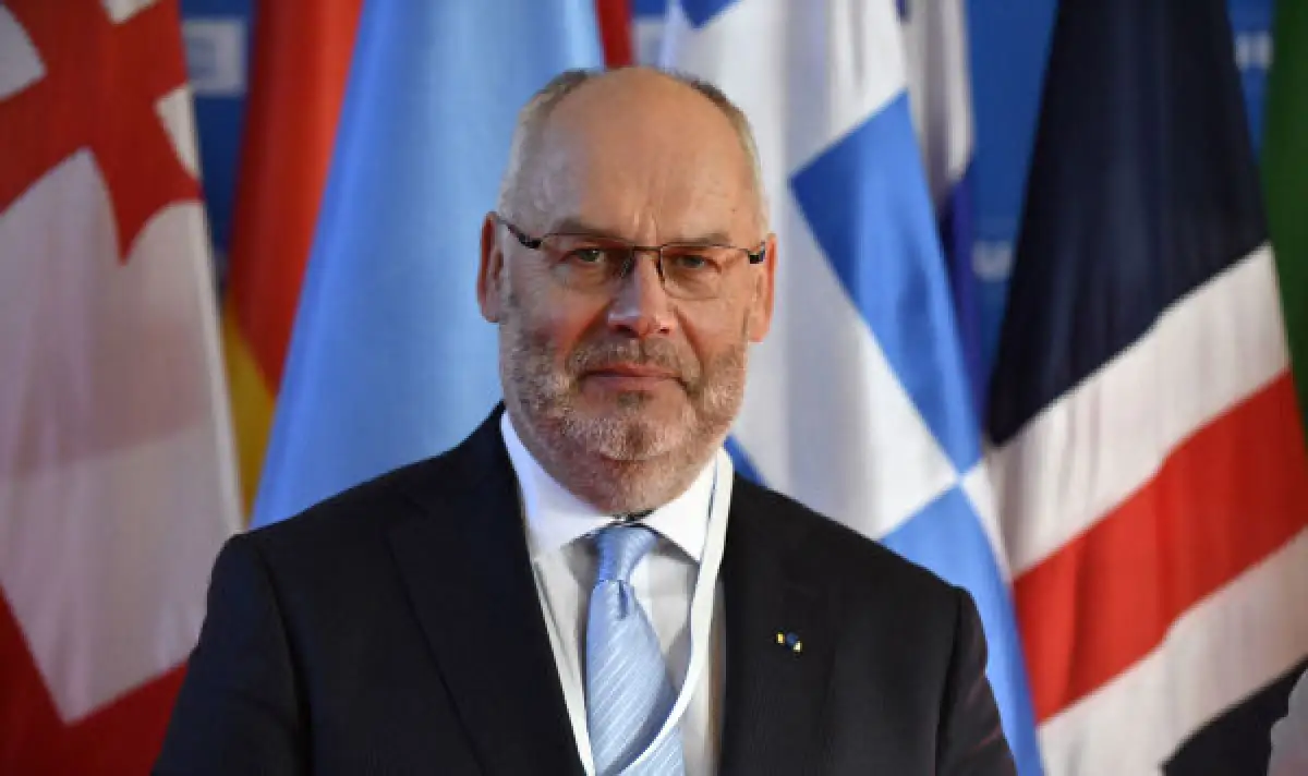 Президент Эстонии прибывает с государственным визитом в Казахстан