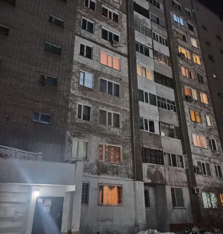 Девочка выпала с 8-го этажа в Павлодаре