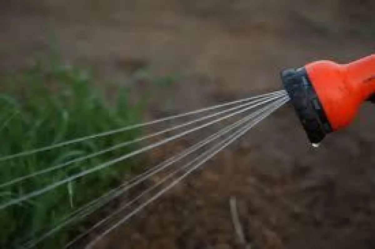 "Черный рынок" воды есть" - министр Нуржигитов