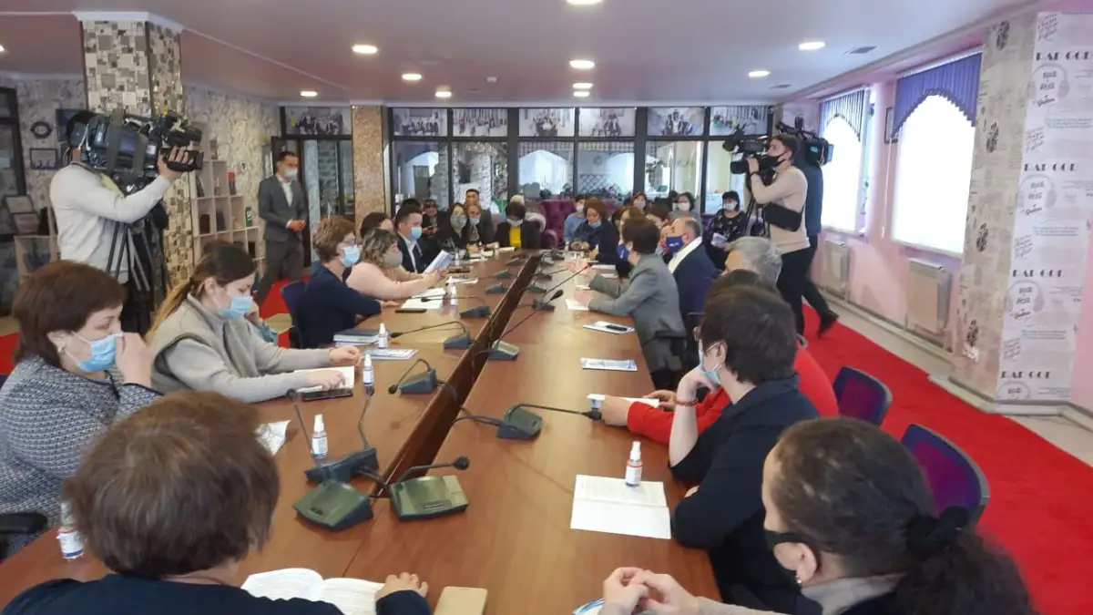 Кандидаты от «Ак жол» встретились с коллективом Нацбиблиотеки в Нур-Султане