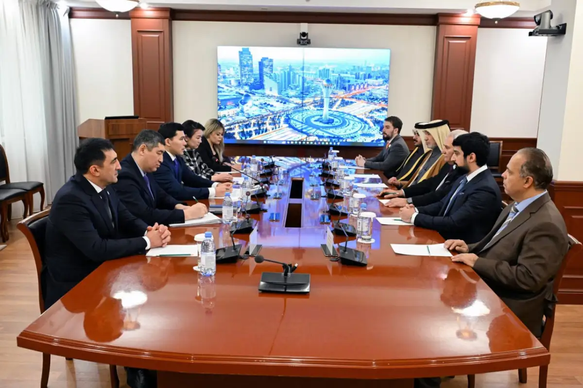 Новый турнир в Казахстане и поддержка перед ОИ – что обсудили Ербол Мырзабосынов и глава IWF