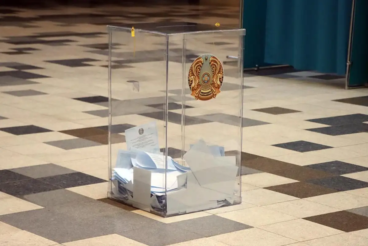 На большей части Казахстана завершилось голосование на президентских выборах