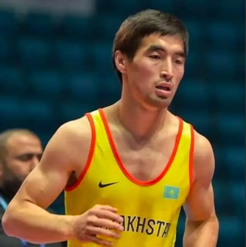 Борец Айнагулов проиграл стартовую встречу на Олимпиаде2020