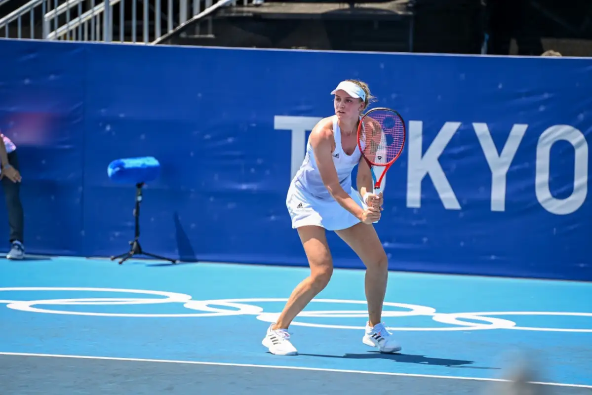 Федерация тенниса Казахстана: "Рыбакина одержала историческую победу в Токио"