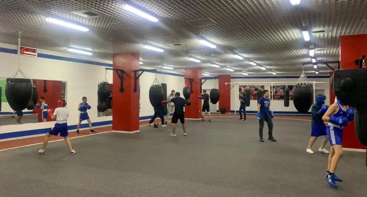 Кенес Ракишев инвестировал в открытие залов для бокса